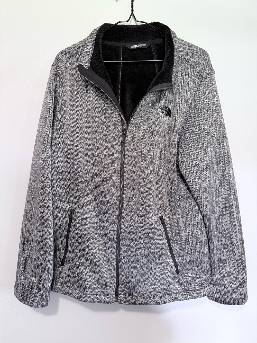 The North Face Women's XL Gray Herringbone Zip-Up Jacket